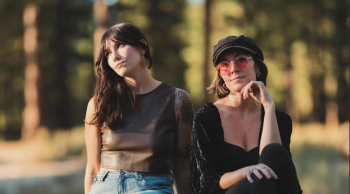 Emerald Bay Bar & Grill, Silver Hollow